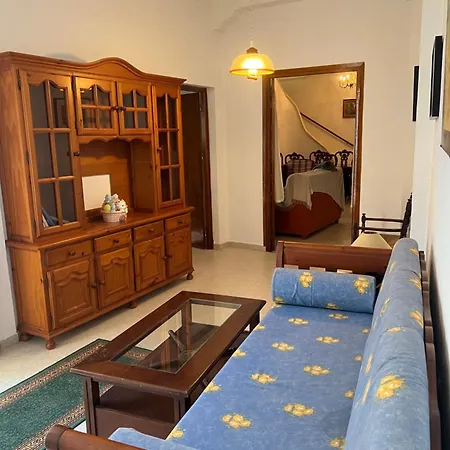 Casa Familiar Pueblo